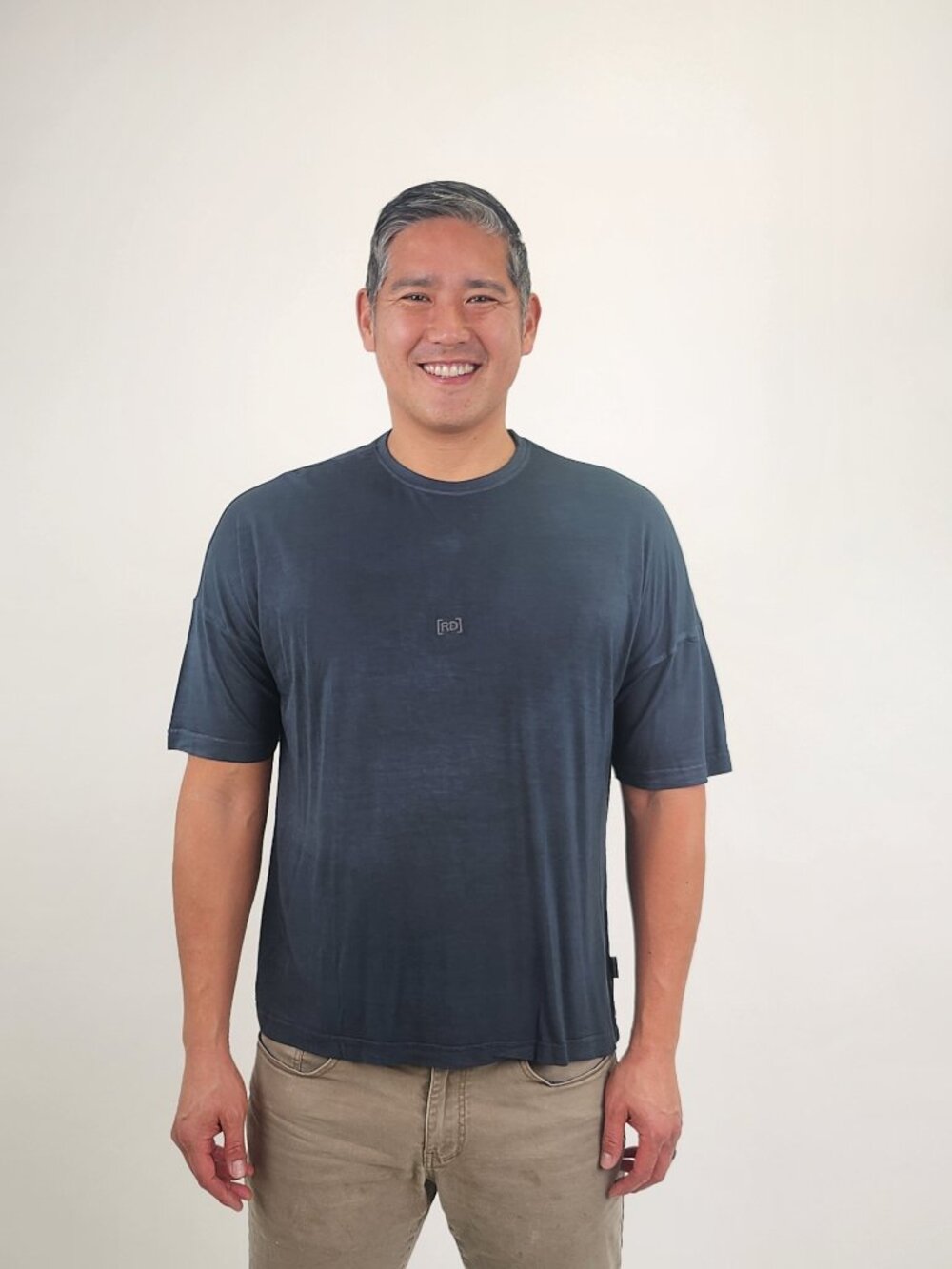 Bridge & Burn Navy Waves Print Graphic Tee